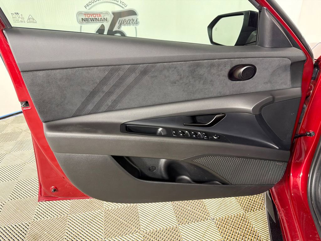 Used 2024 Hyundai Elantra N FWD image 11