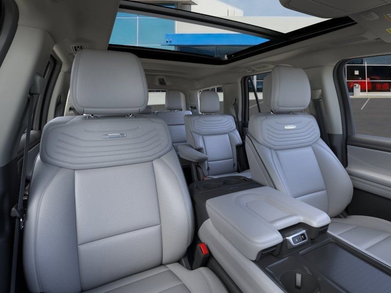 New 2026 Ford Expedition Platinum w/ Platinum Ultimate Package AWD/4WD image 18