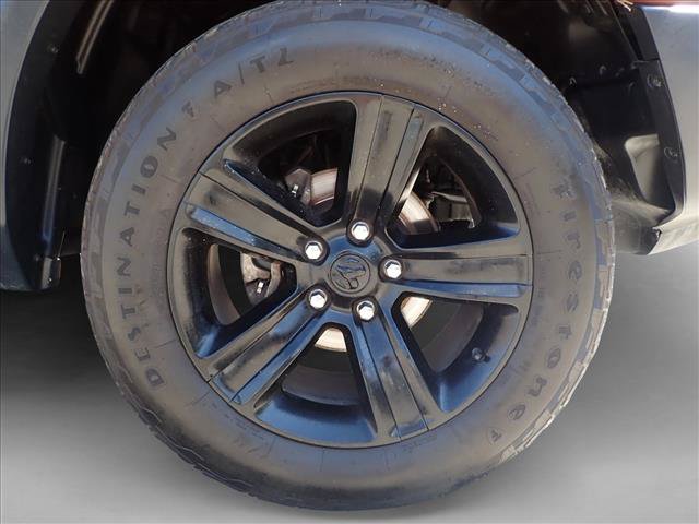 Used 2022 RAM 1500 Warlock AWD/4WD image 7