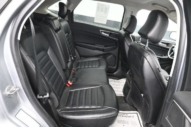 Used 2023 Ford Edge SEL AWD/4WD image 9