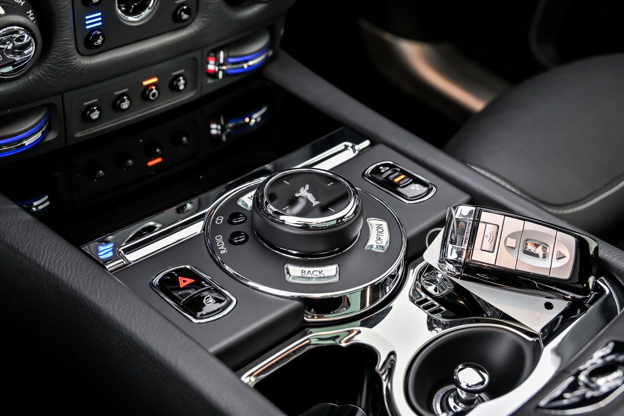 Used 2017 Rolls-Royce Ghost image 41