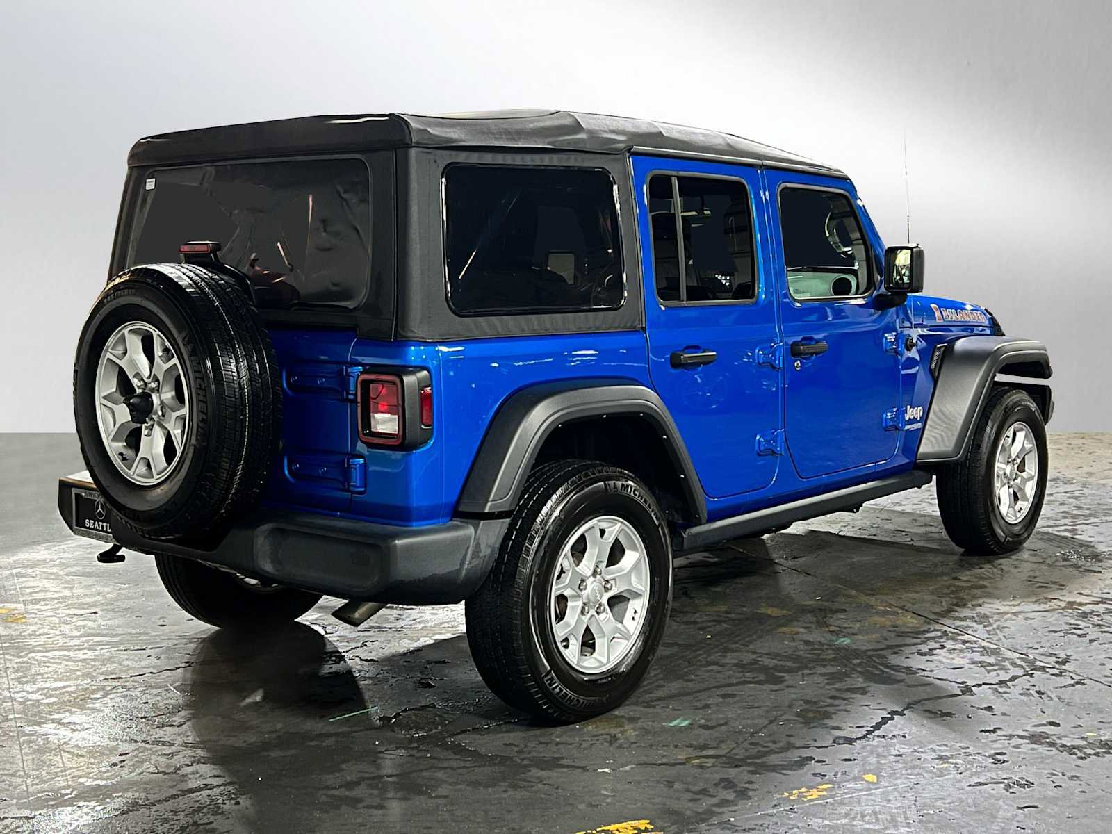 Used 2021 Jeep Wrangler Unlimited Islander image 3