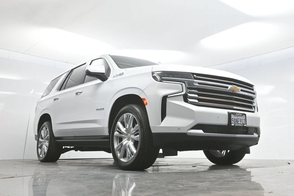 Used 2022 Chevrolet Tahoe High Country w/ Premium Package 2 AWD/4WD image 66
