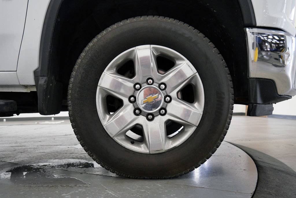 Used 2021 Chevrolet Silverado 2500 LTZ w/ LTZ Premium Package AWD/4WD image 36