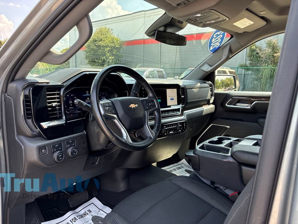 Used 2023 Chevrolet Silverado 1500 LT AWD/4WD image 26