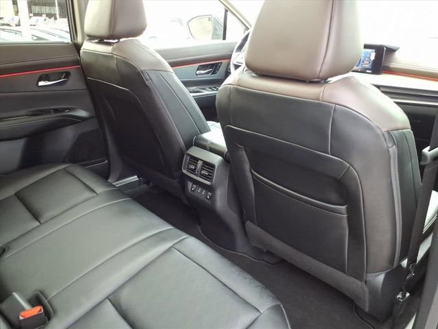 Certified 2026 Nissan Murano Platinum w/ Cargo Package image 18