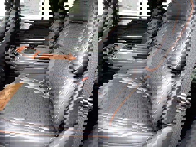 New 2025 Lincoln Navigator Black Label image 24