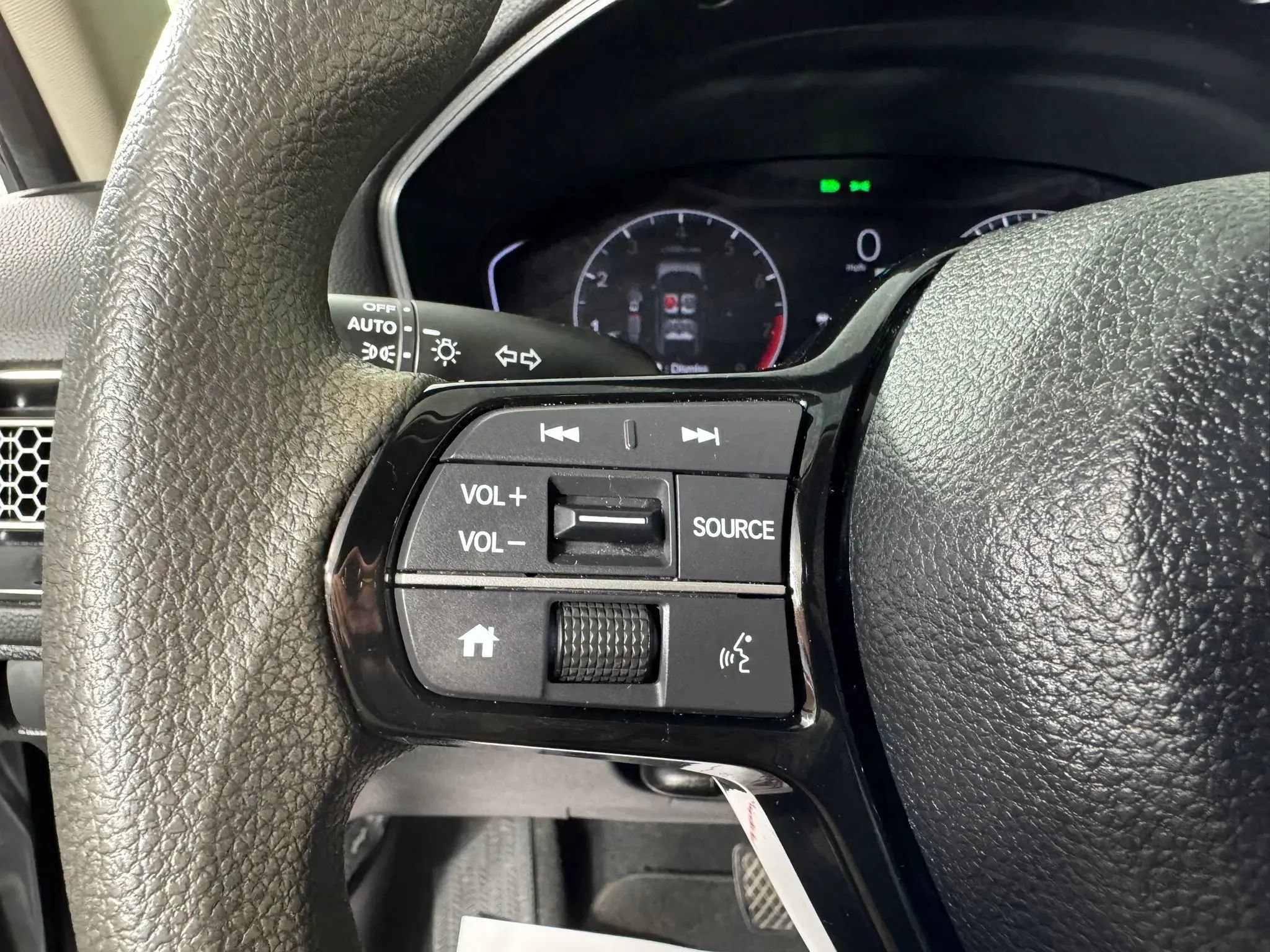 Used 2023 Honda Civic LX image 15