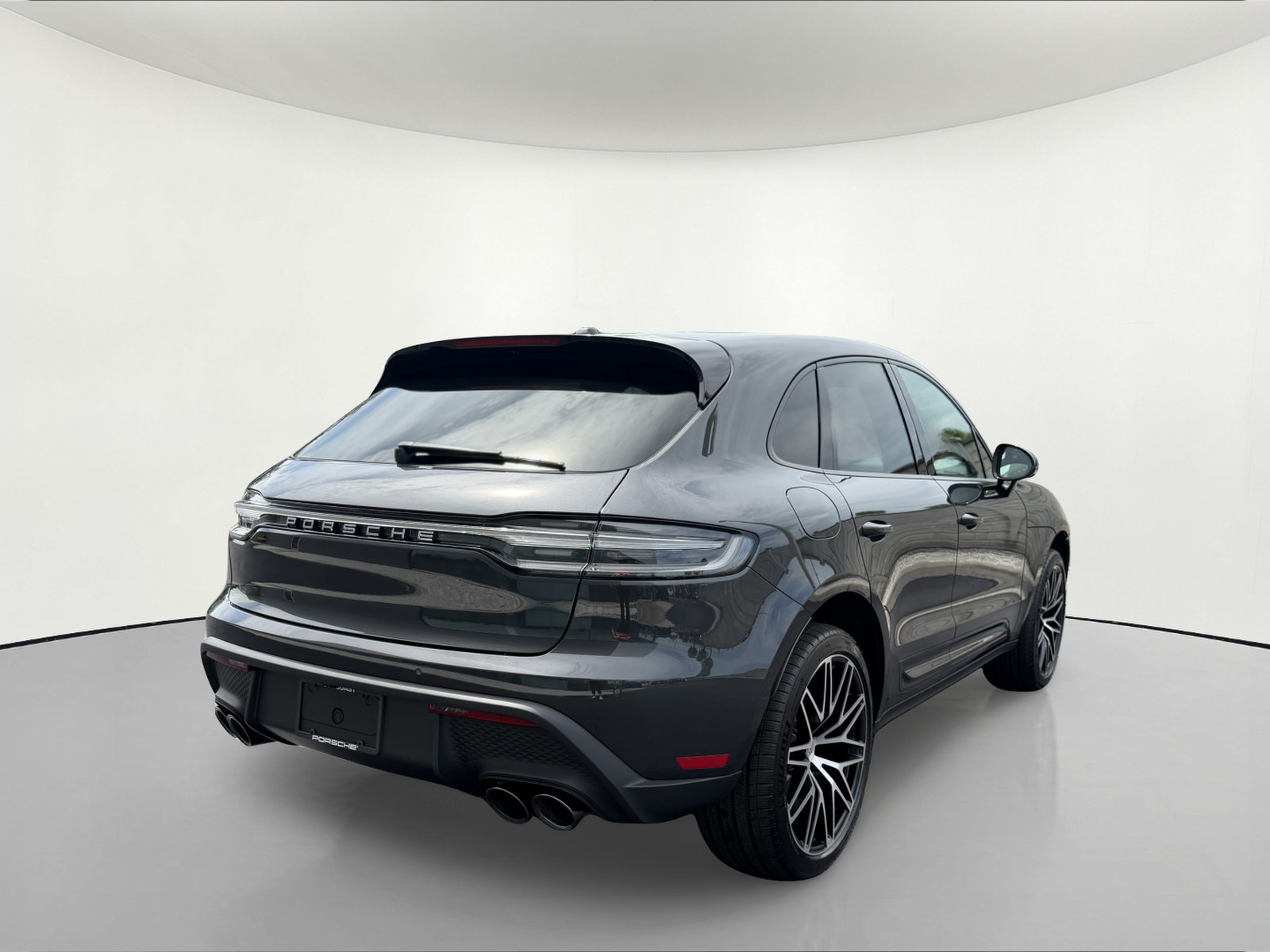 New 2026 Porsche Macan AWD/4WD image 6