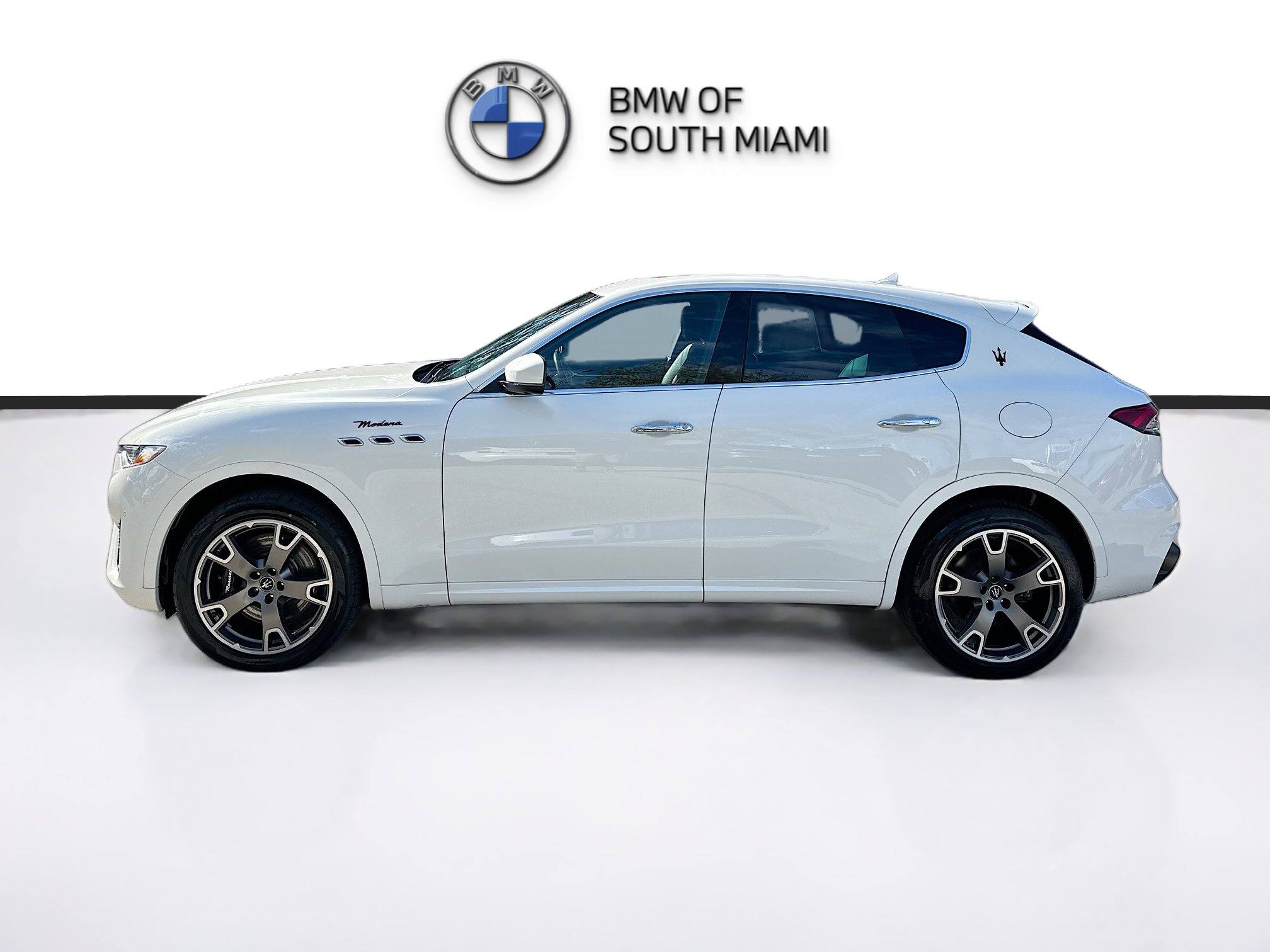 Used 2023 Maserati Levante Modena image 4