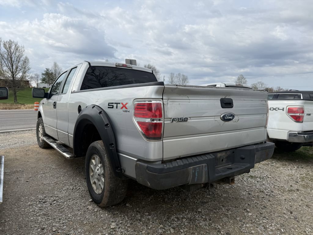 Used 2010 Ford F150 4x4 SuperCab image 4