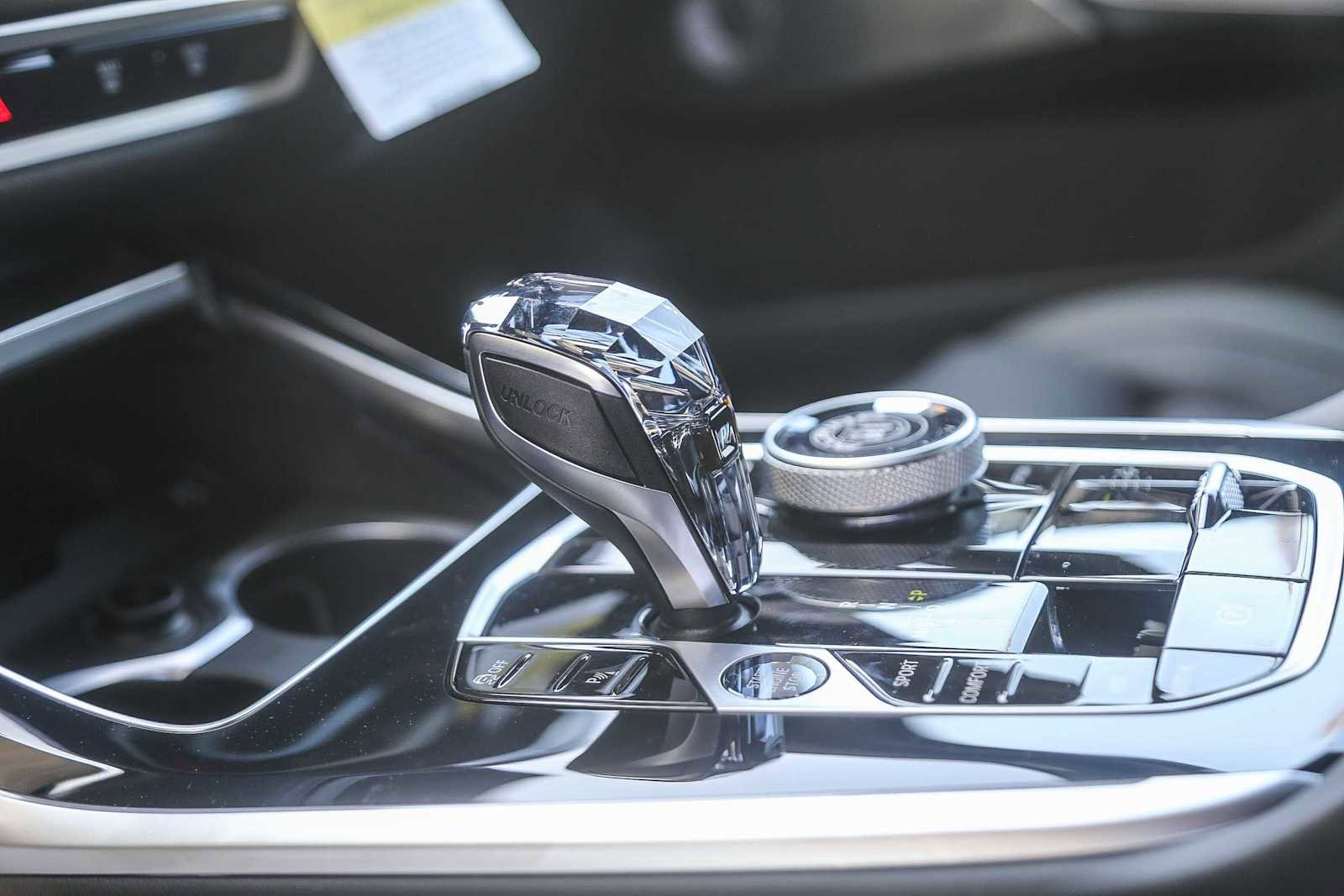 New 2026 BMW ALPINA XB7 image 20