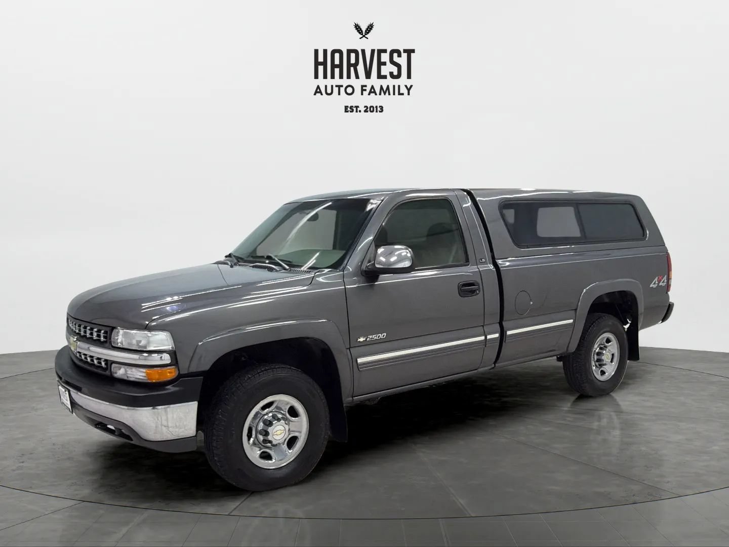 Used 1999 Chevrolet Silverado 2500 LS w/ Firm Ride Suspension Pkg AWD/4WD image 1