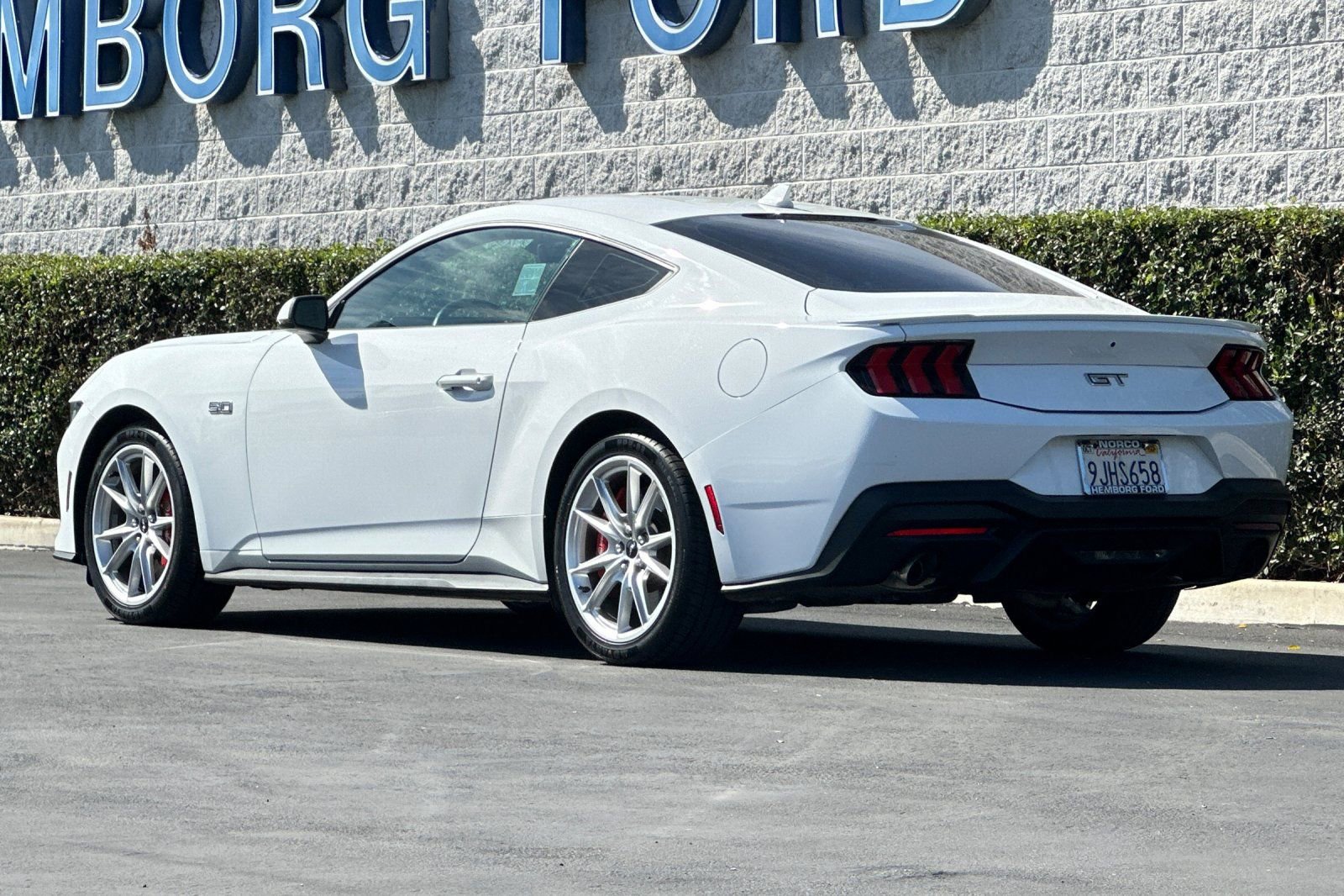 Used 2024 Ford Mustang GT Premium image 6
