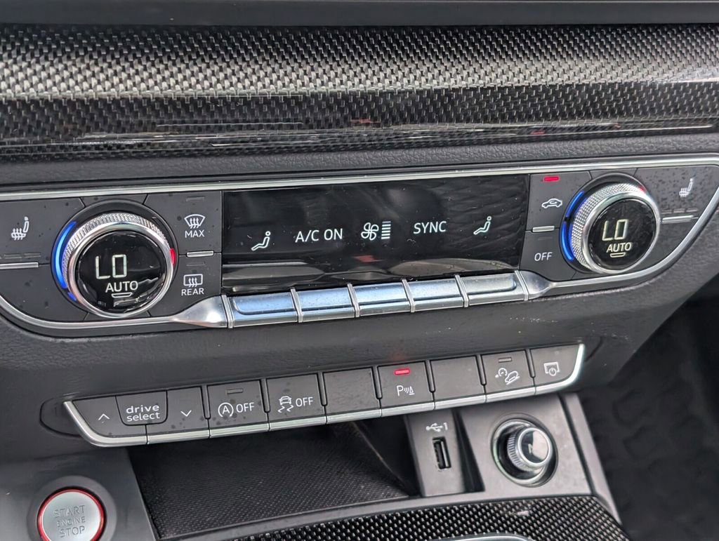 Used 2018 Audi SQ5 Prestige w/ Prestige Package image 25