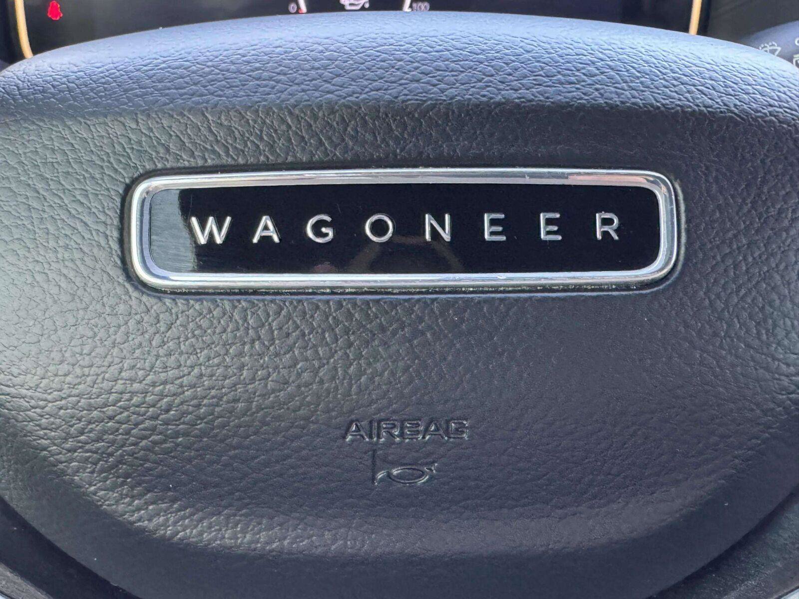 Used 2022 Jeep Wagoneer Series I AWD/4WD image 23