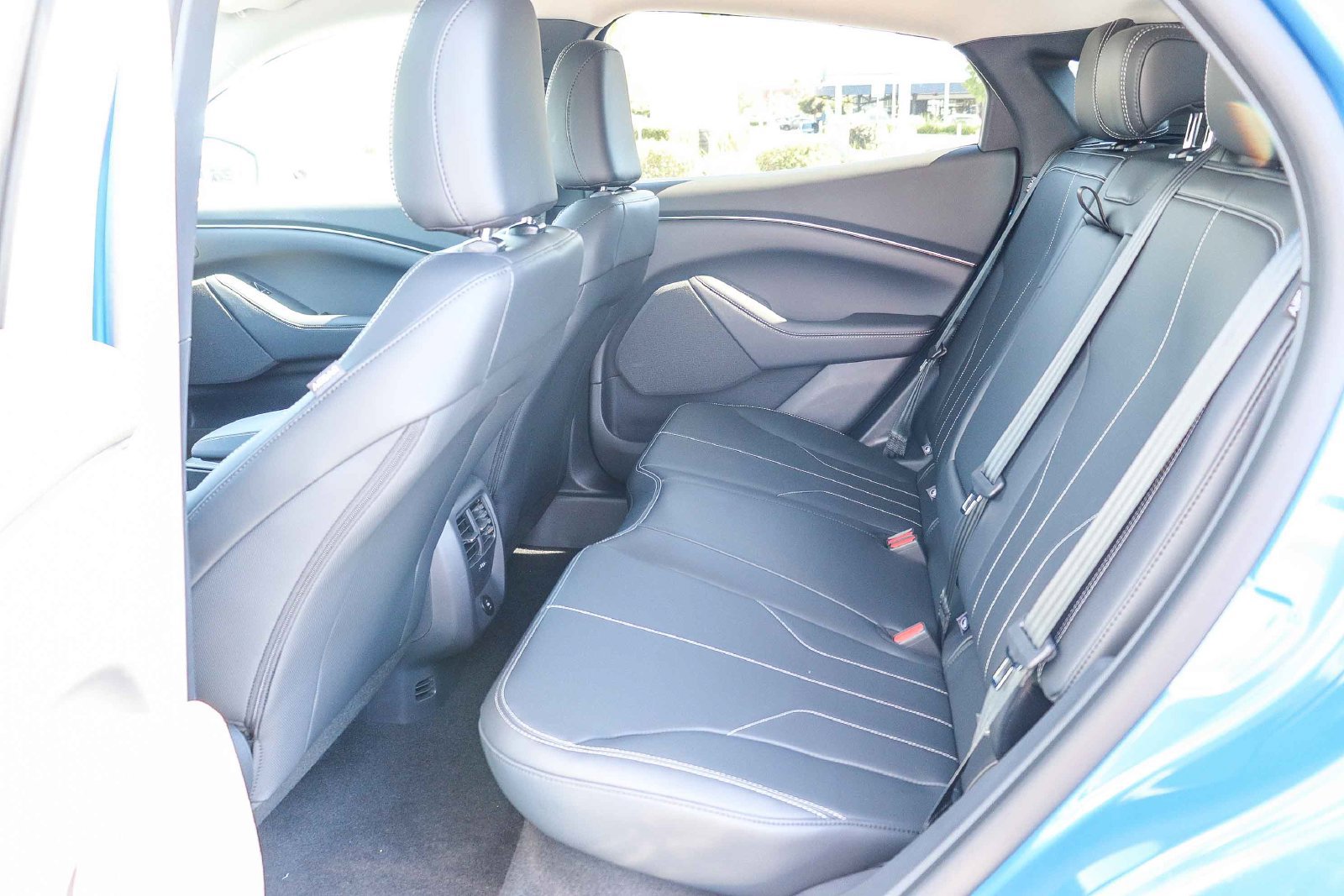 New 2026 Ford Mustang Mach-E Select w/ Comfort Package Lite RWD image 18
