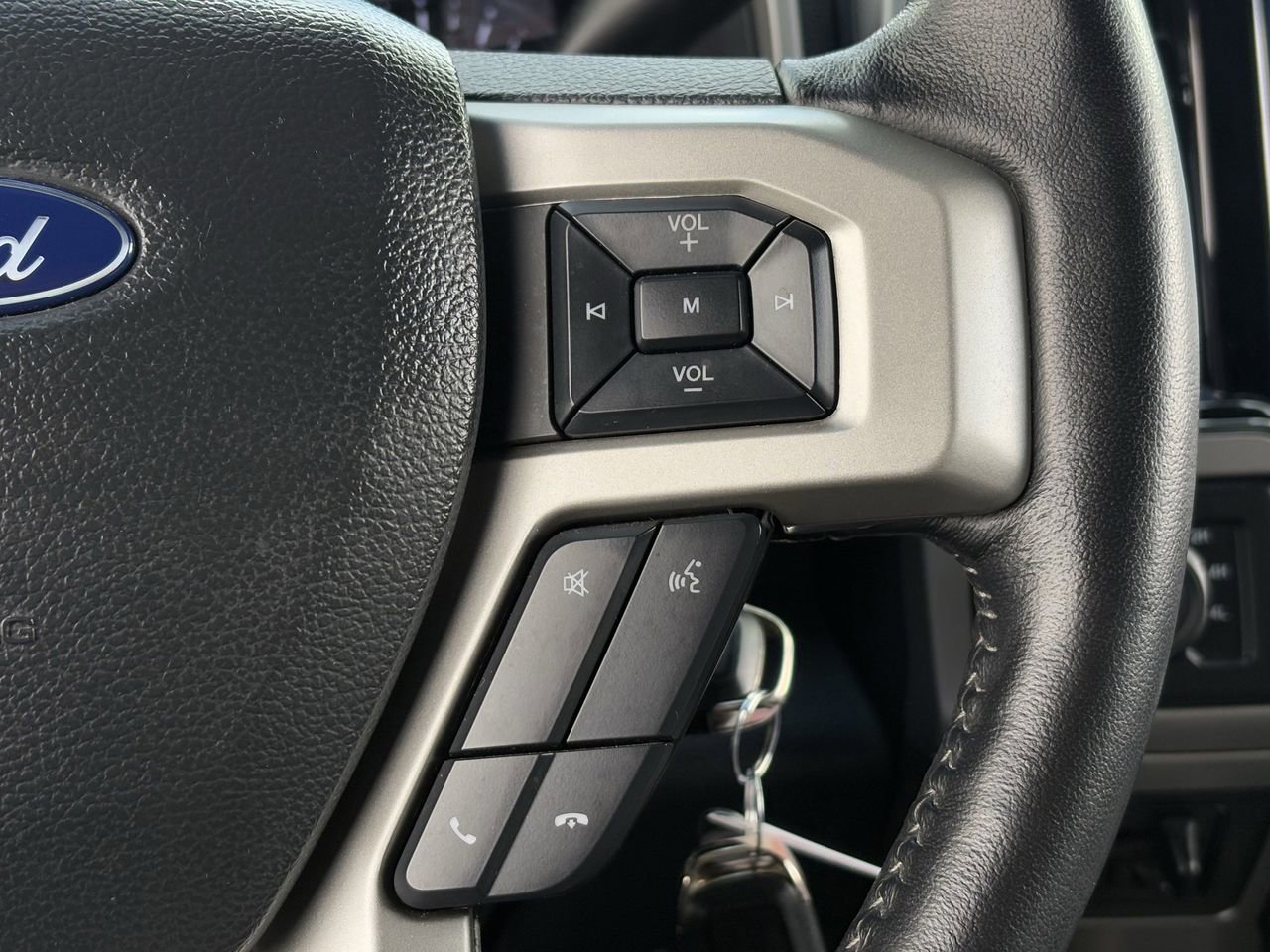 Used 2022 Ford F250 Lariat w/ Lariat Value Package AWD/4WD image 17