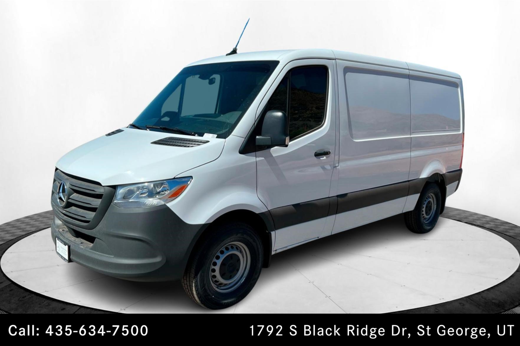Used 2025 Mercedes-Benz Sprinter 2500 image 1