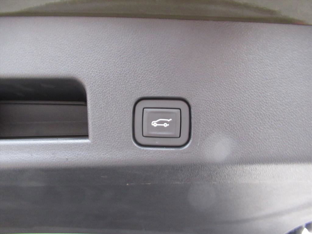 Used 2025 GMC Acadia AT4 AWD/4WD image 31