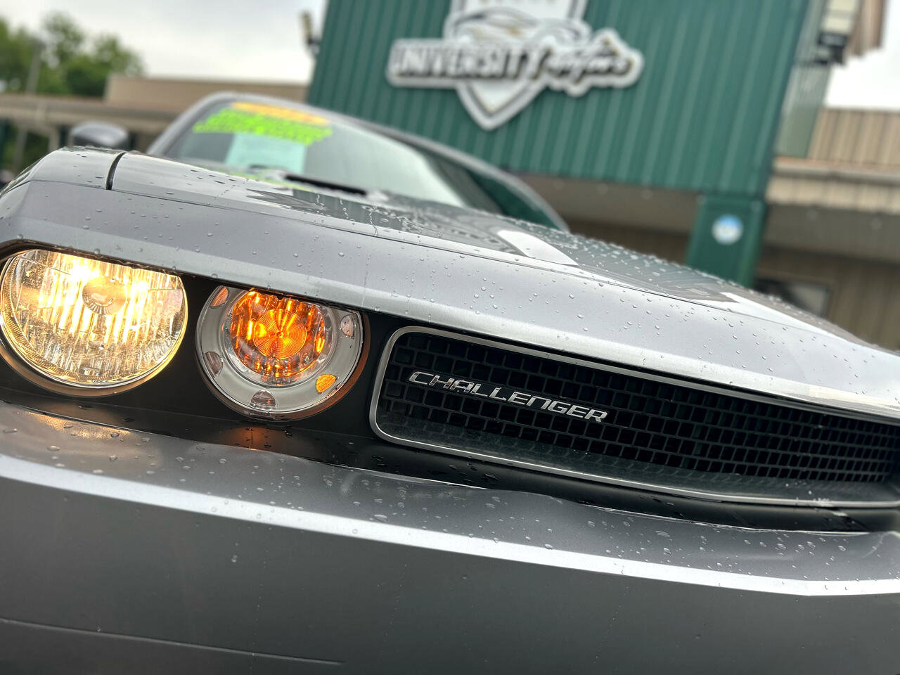 Used 2014 Dodge Challenger R/T image 9