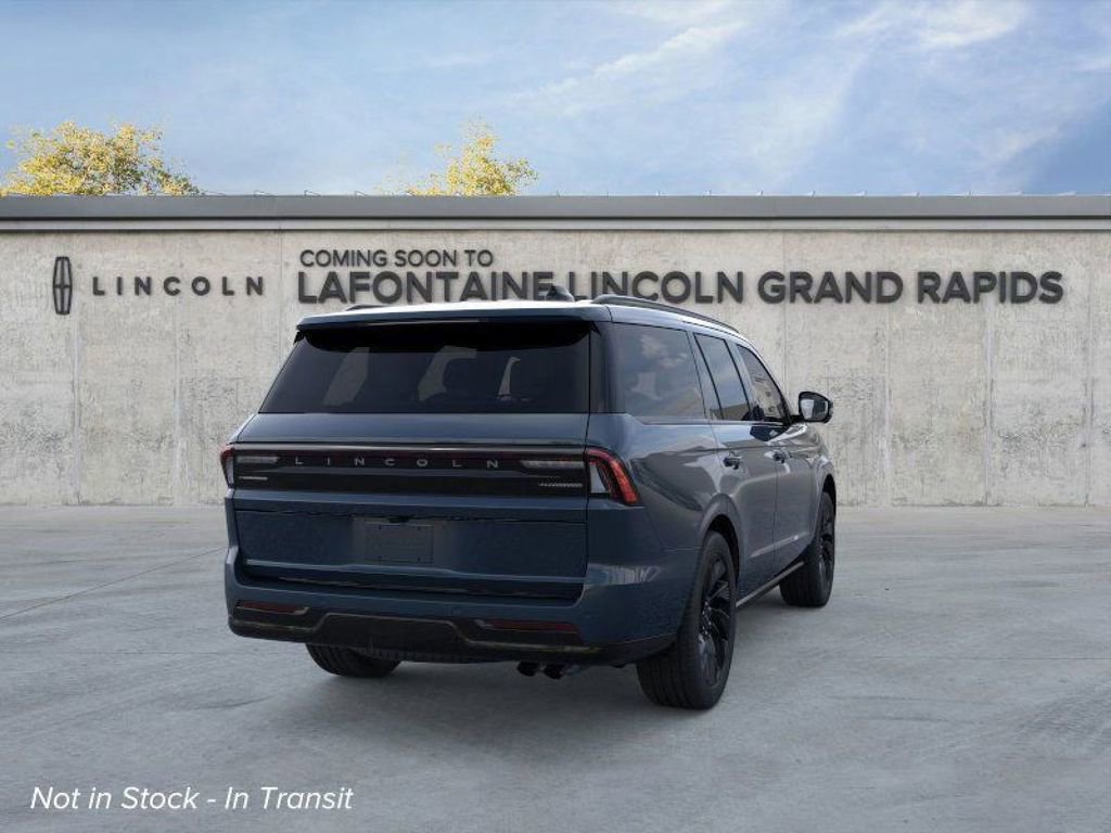 New 2025 Lincoln Navigator Reserve w/ Jet Appearance Package image 8