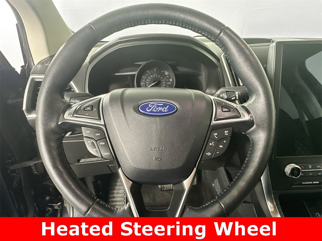 Used 2024 Ford Edge Titanium image 9