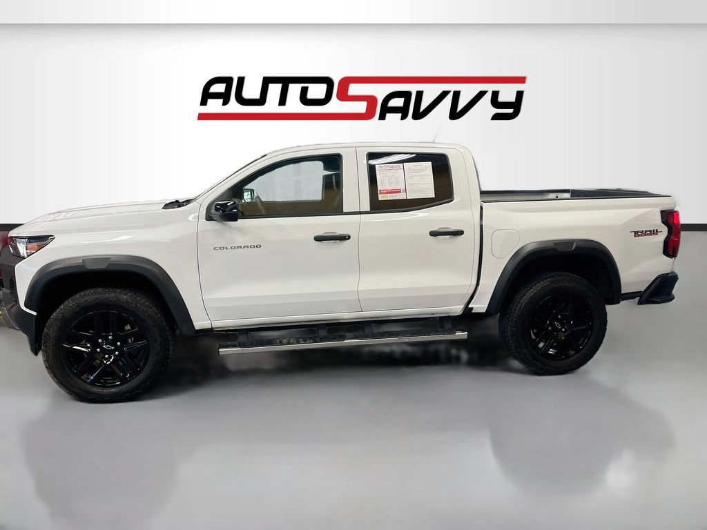 Used 2024 Chevrolet Colorado Trail Boss w/ Advanced Trailering Package AWD/4WD image 4