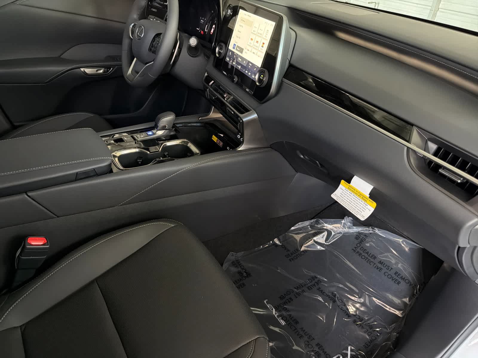 New 2026 Lexus RX 350 FWD image 17