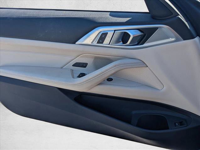 Used 2021 BMW M440i Convertible w/ Executive Package image 11