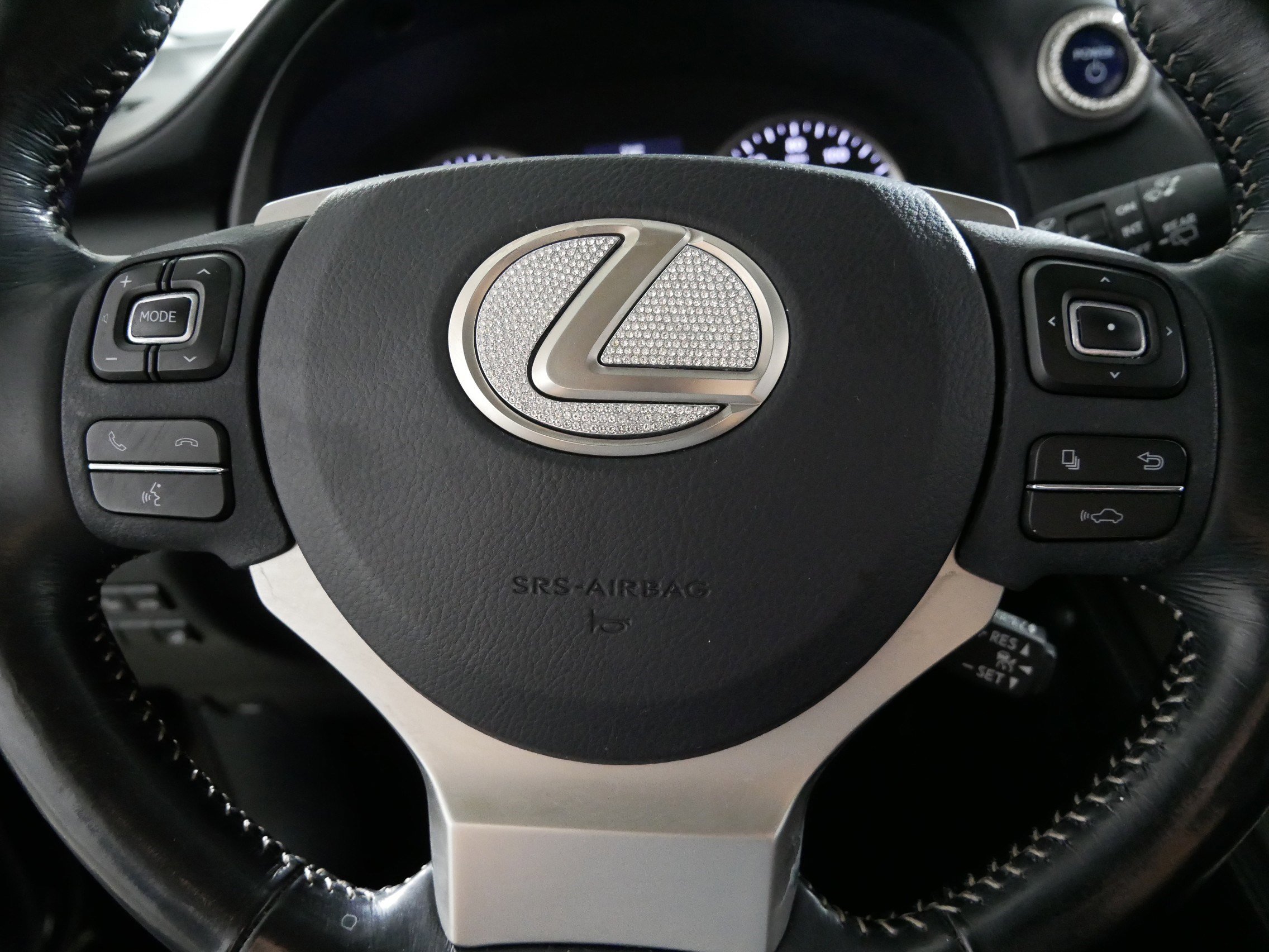 Used 2016 Lexus NX 300h AWD image 25