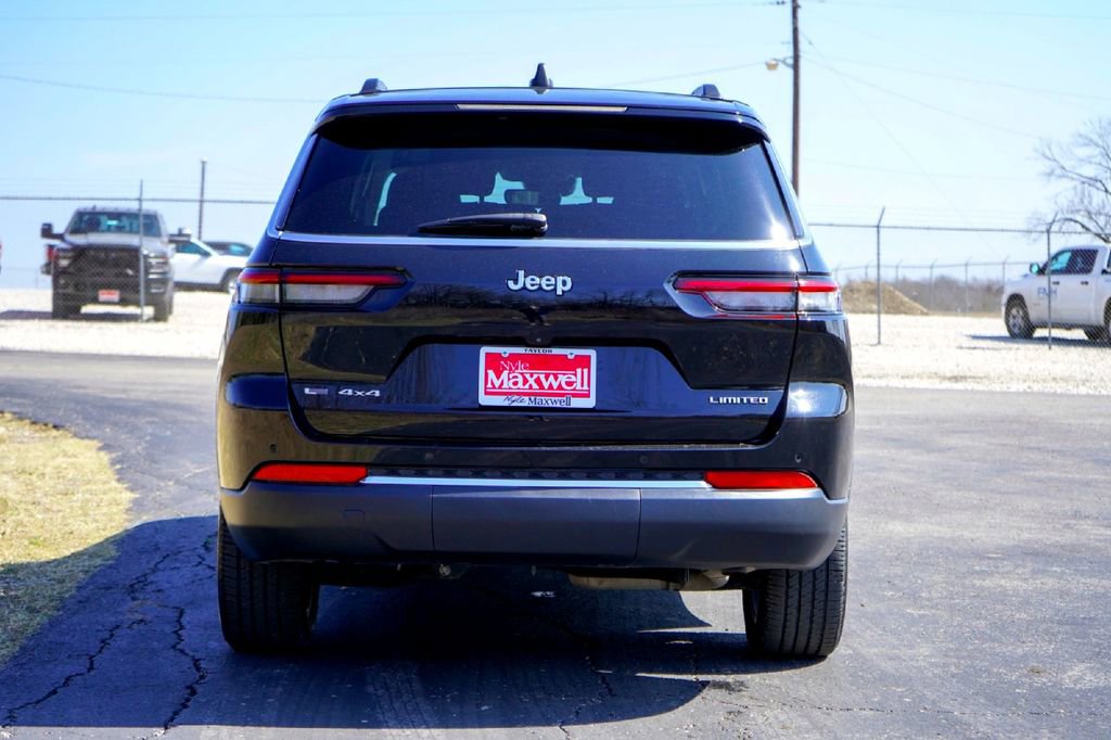 Used 2023 Jeep Grand Cherokee L Limited image 5