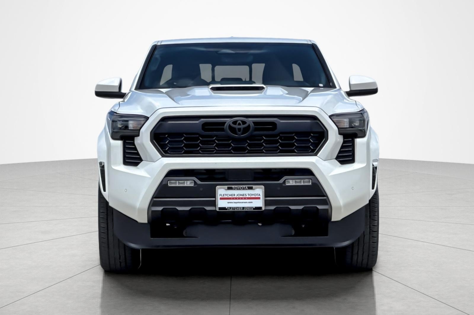 Certified 2024 Toyota Tacoma TRD Sport w/ TRD Sport Upgrade Package AWD/4WD image 8