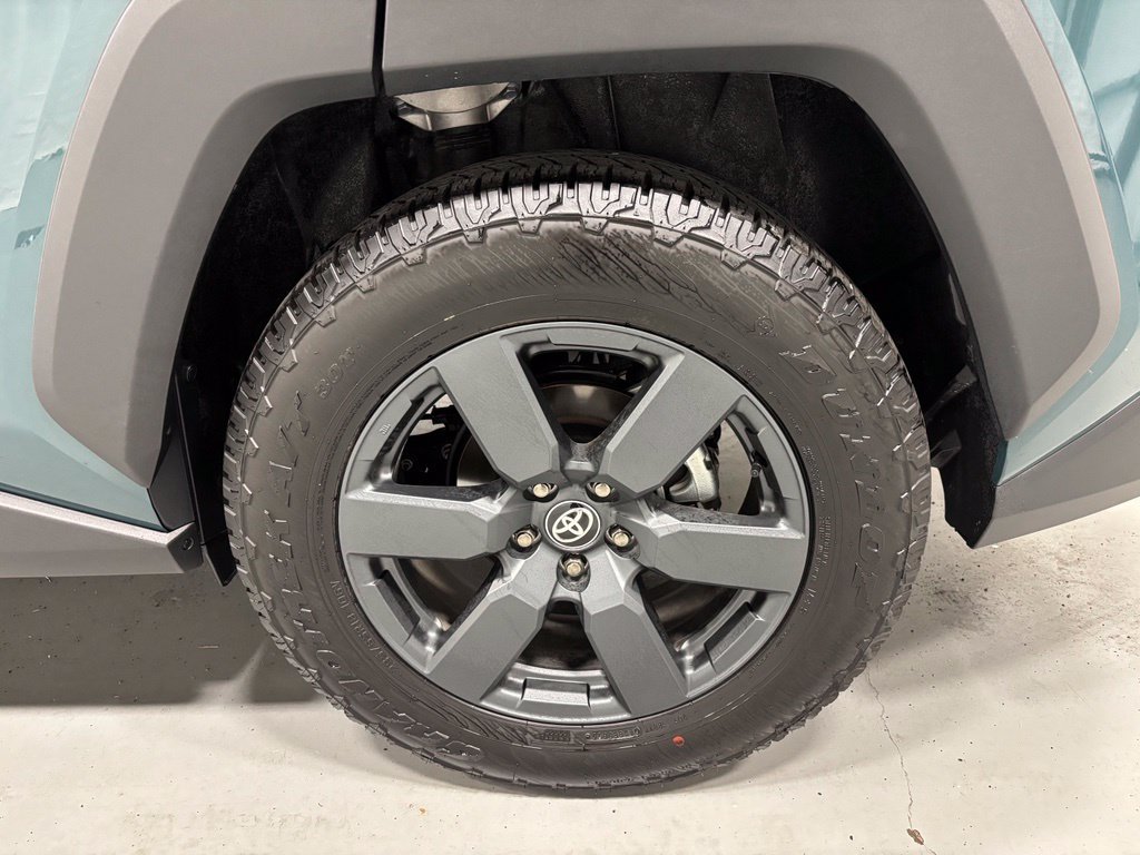Used 2026 Toyota RAV4 AWD image 61
