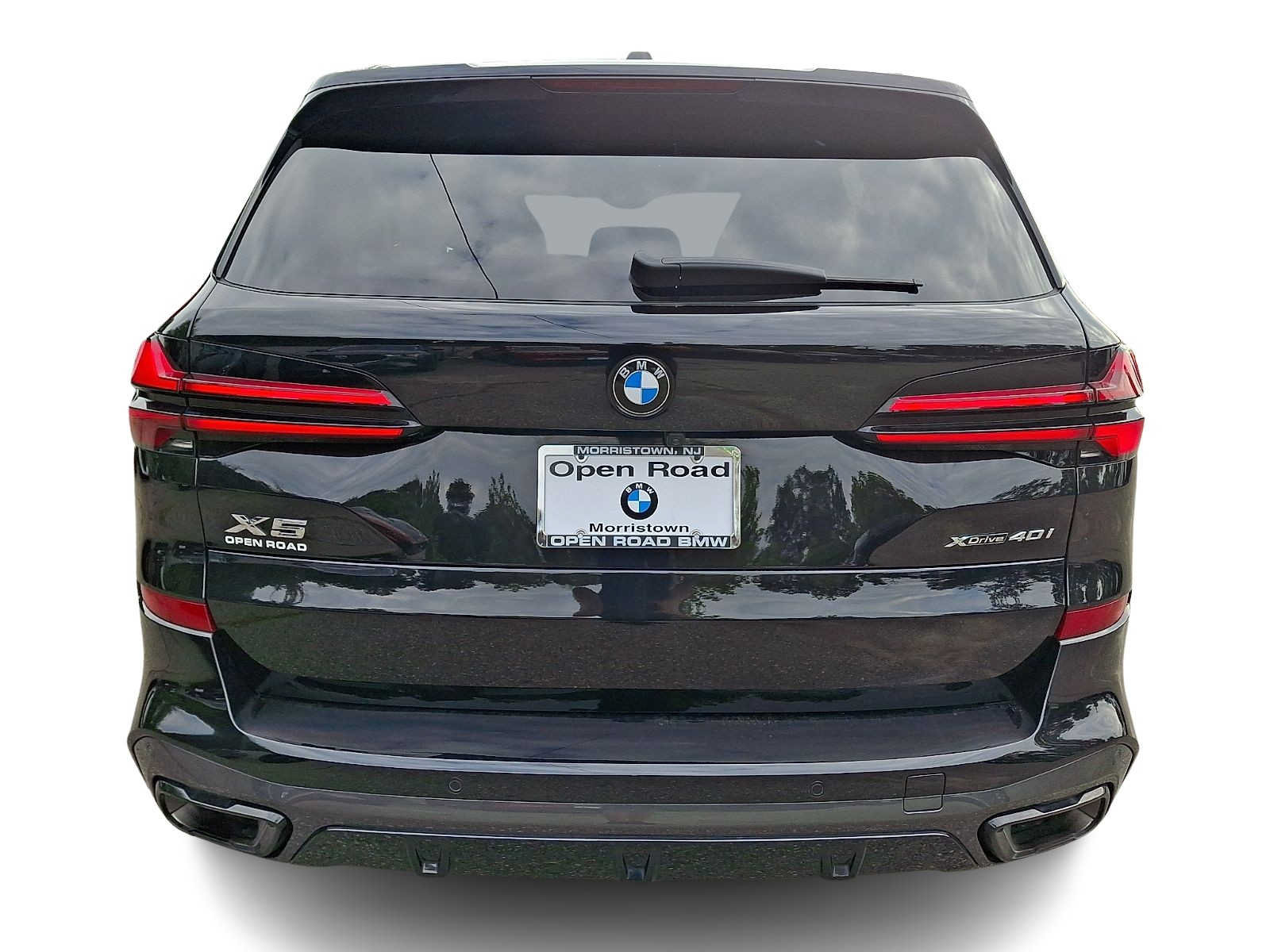 Used 2025 BMW X5 xDrive40i w/ M Sport Package AWD/4WD image 5