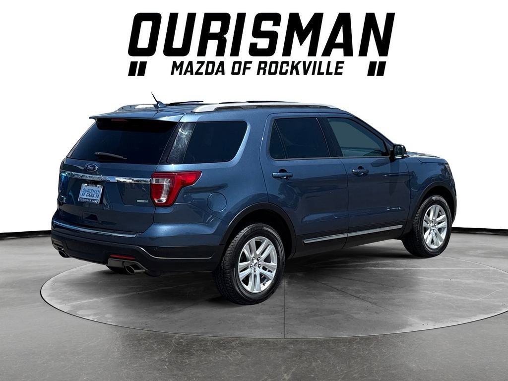 Used 2018 Ford Explorer XLT w/ Equipment Group 202A AWD/4WD image 6