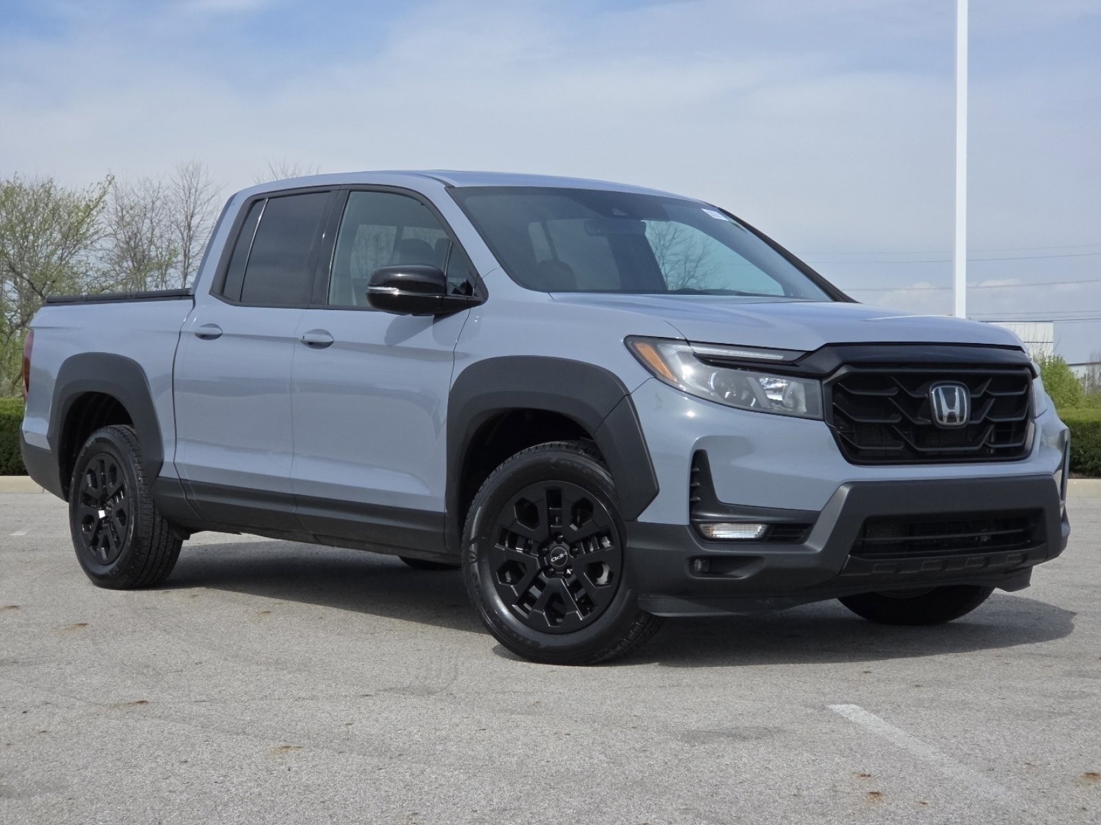 Used 2023 Honda Ridgeline Black Edition image 2