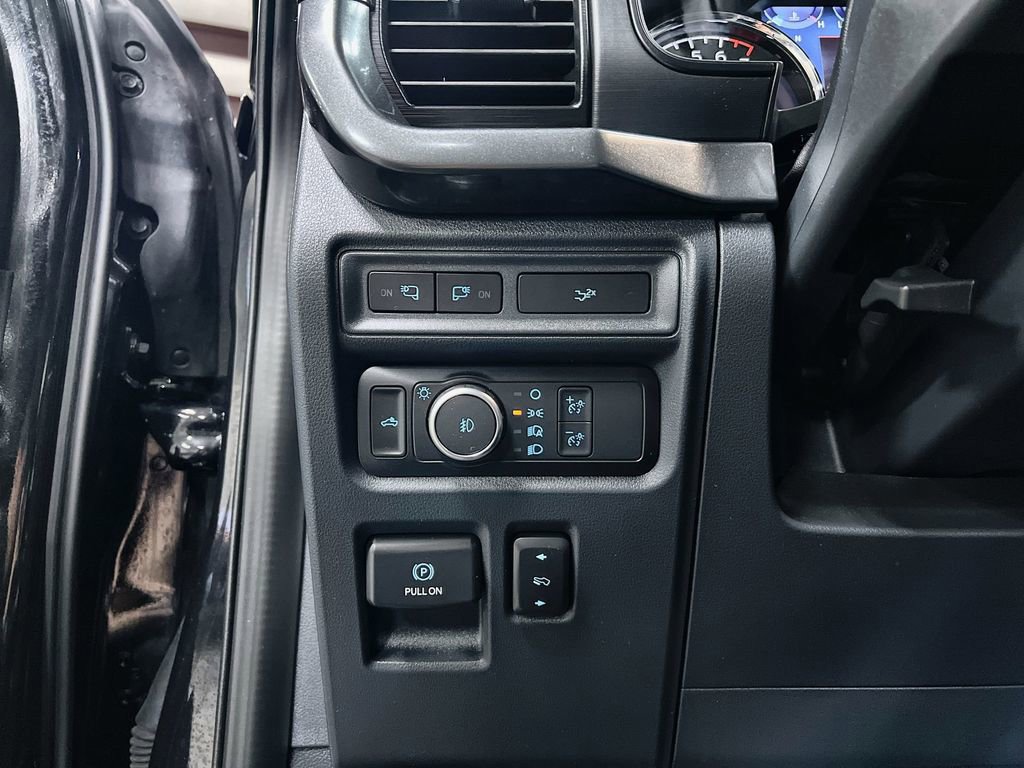 Used 2022 Ford F150 XLT w/ Equipment Group 302A High image 13