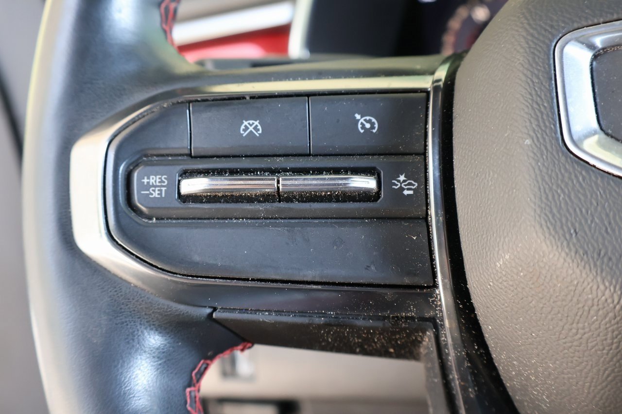 Used 2024 GMC Canyon AT4X image 24