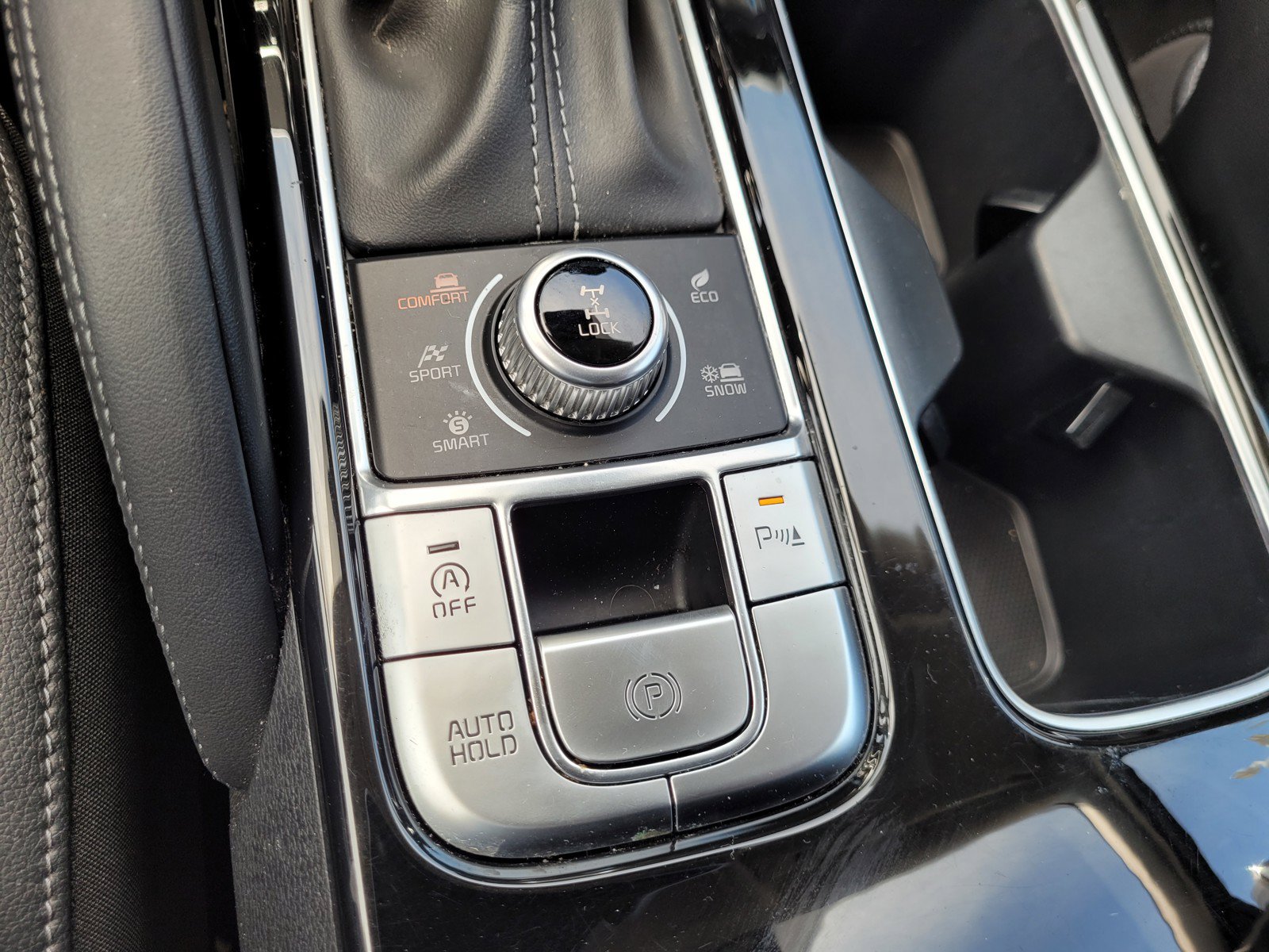Used 2023 Kia Telluride EX AWD/4WD image 17