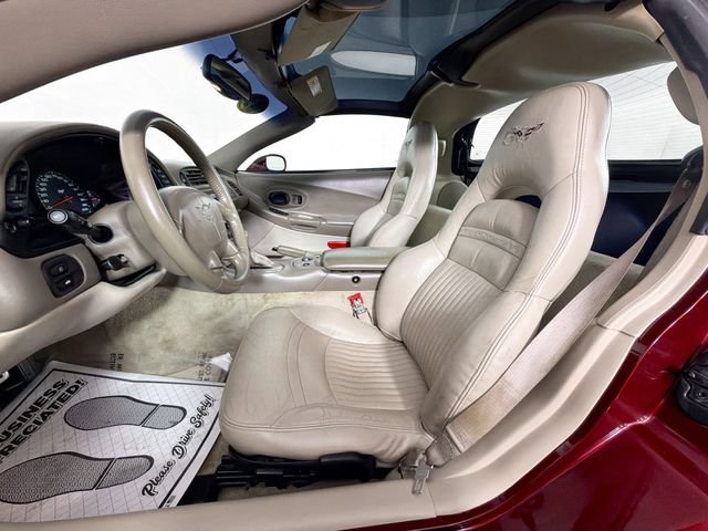 Used 2003 Chevrolet Corvette Coupe w/ Preferred Equipment Group RWD image 21