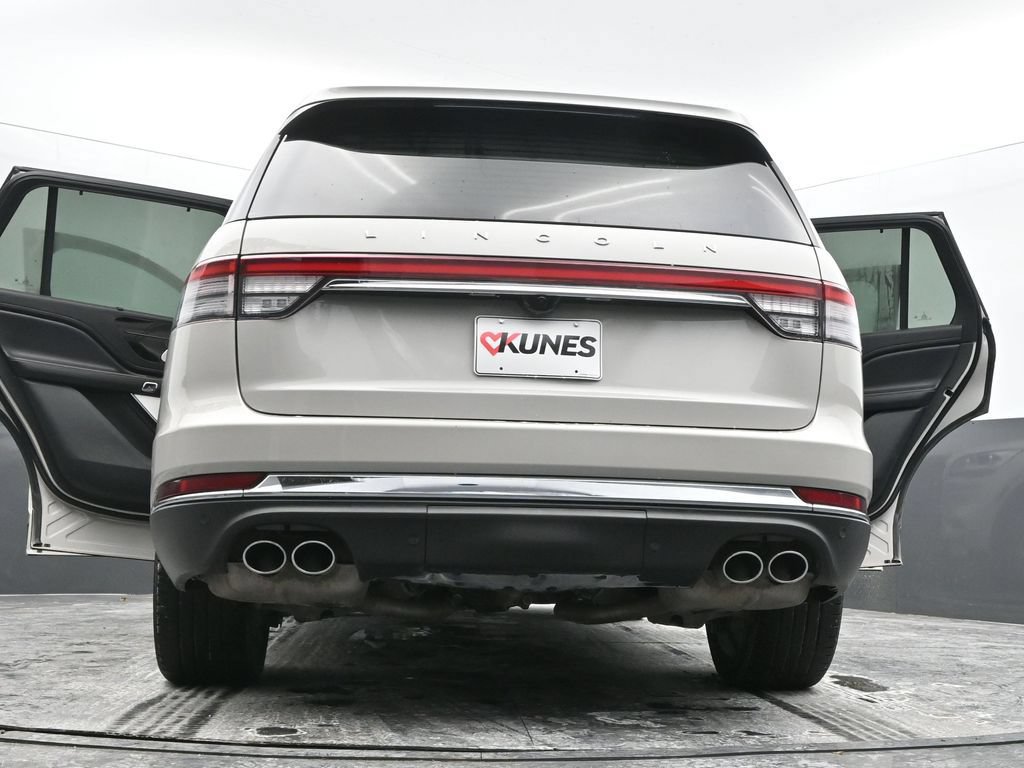 Used 2024 Lincoln Aviator Reserve w/ Equipment Group 201A AWD/4WD image 74