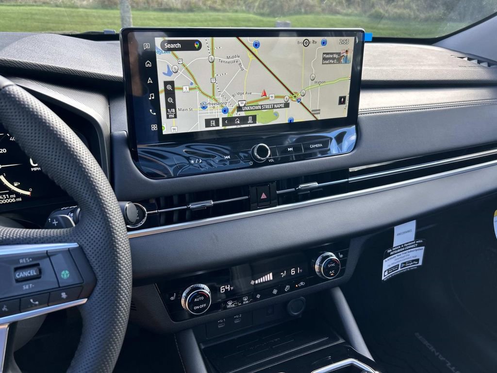 Used 2025 Mitsubishi Outlander SE image 24