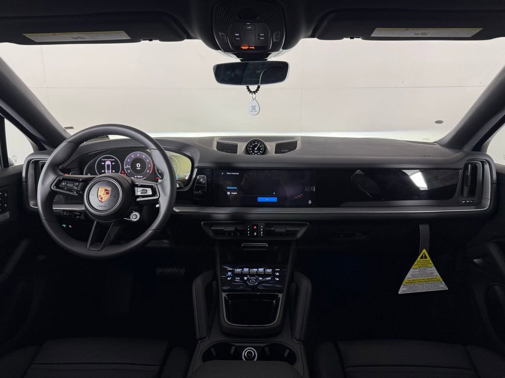 Certified 2025 Porsche Cayenne Coupe image 21