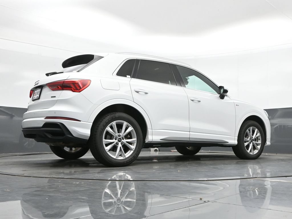 Used 2024 Audi Q3 2.0T Premium AWD/4WD image 39