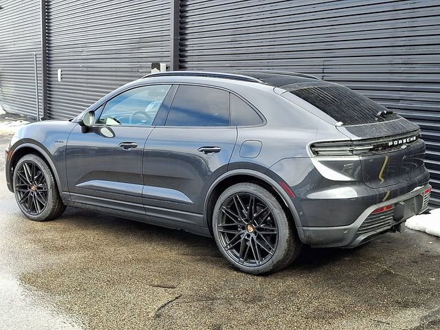 New 2026 Porsche Macan 4 Electric AWD/4WD image 3