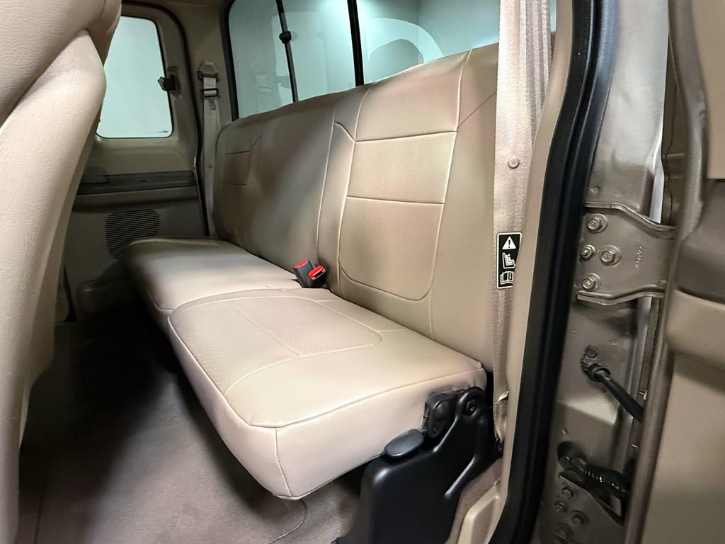 Used 2002 Ford F250 Lariat AWD/4WD image 7