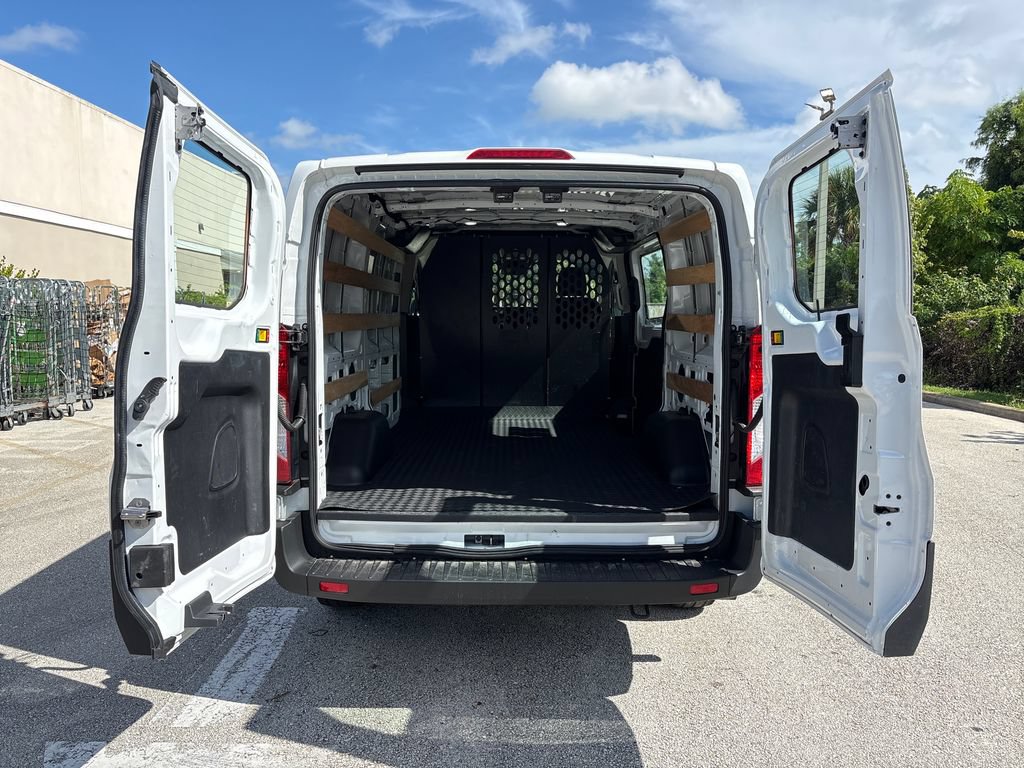 Certified 2025 Ford Transit 250 Low Roof w/ Exterior Upgrade Package RWD image 10