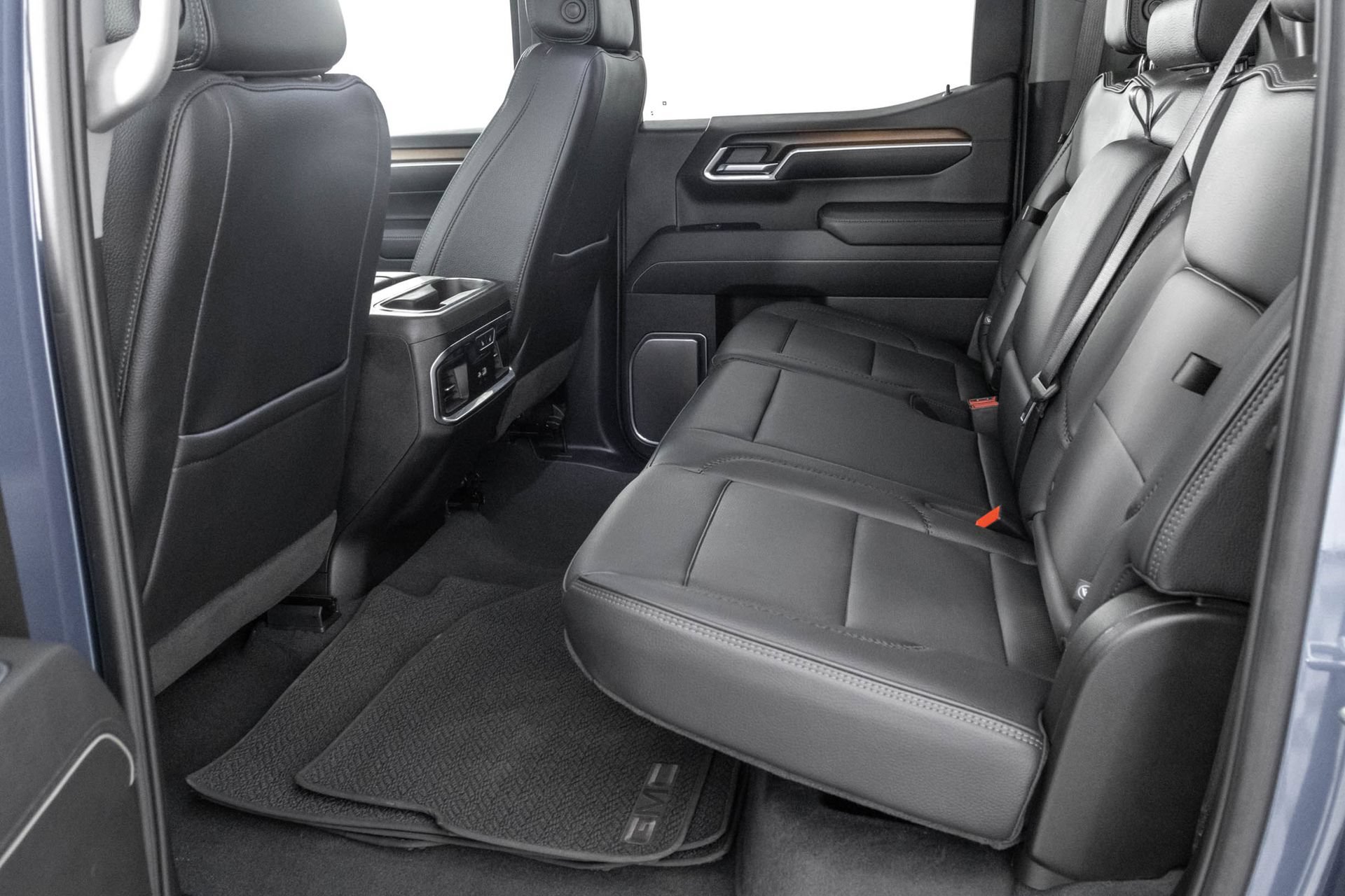 Certified 2025 GMC Sierra 1500 Denali AWD/4WD image 42