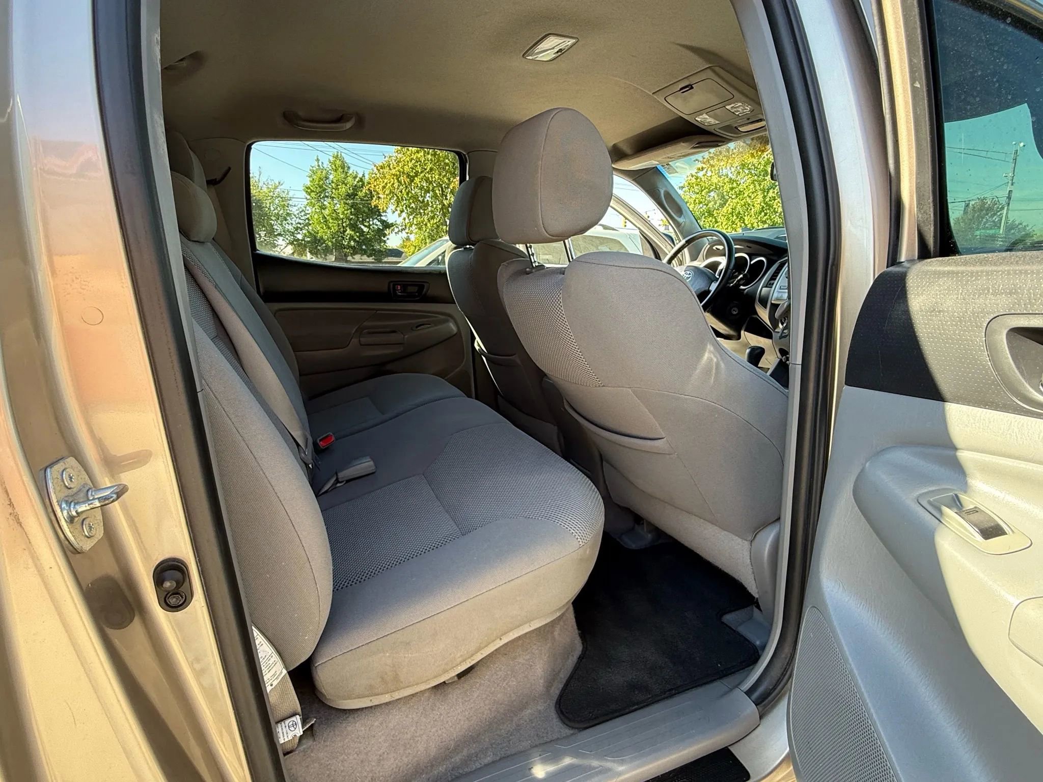 Used 2007 Toyota Tacoma PreRunner RWD image 11